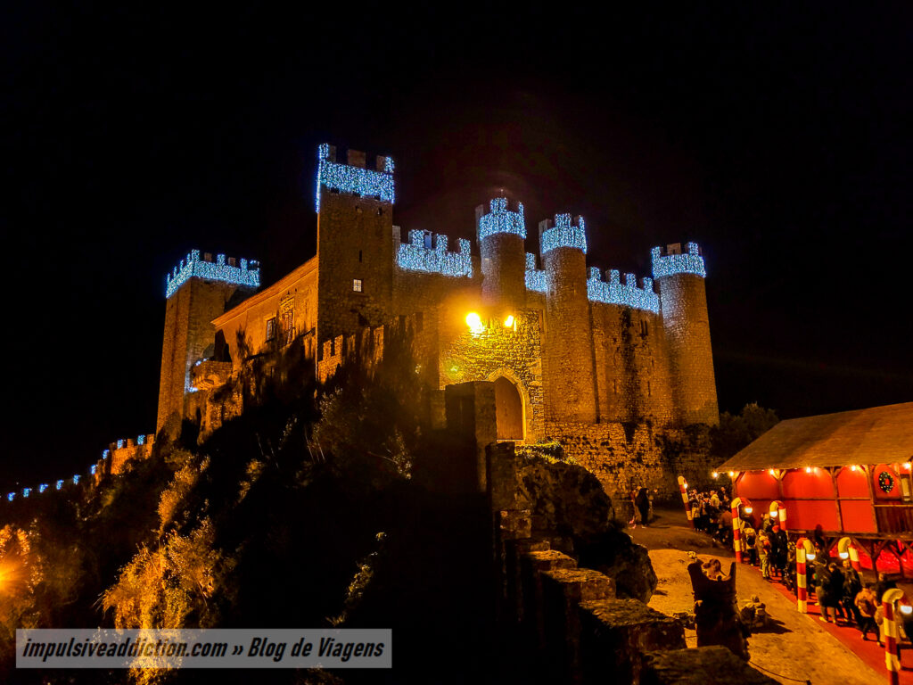Castelo de Óbidos à noite
