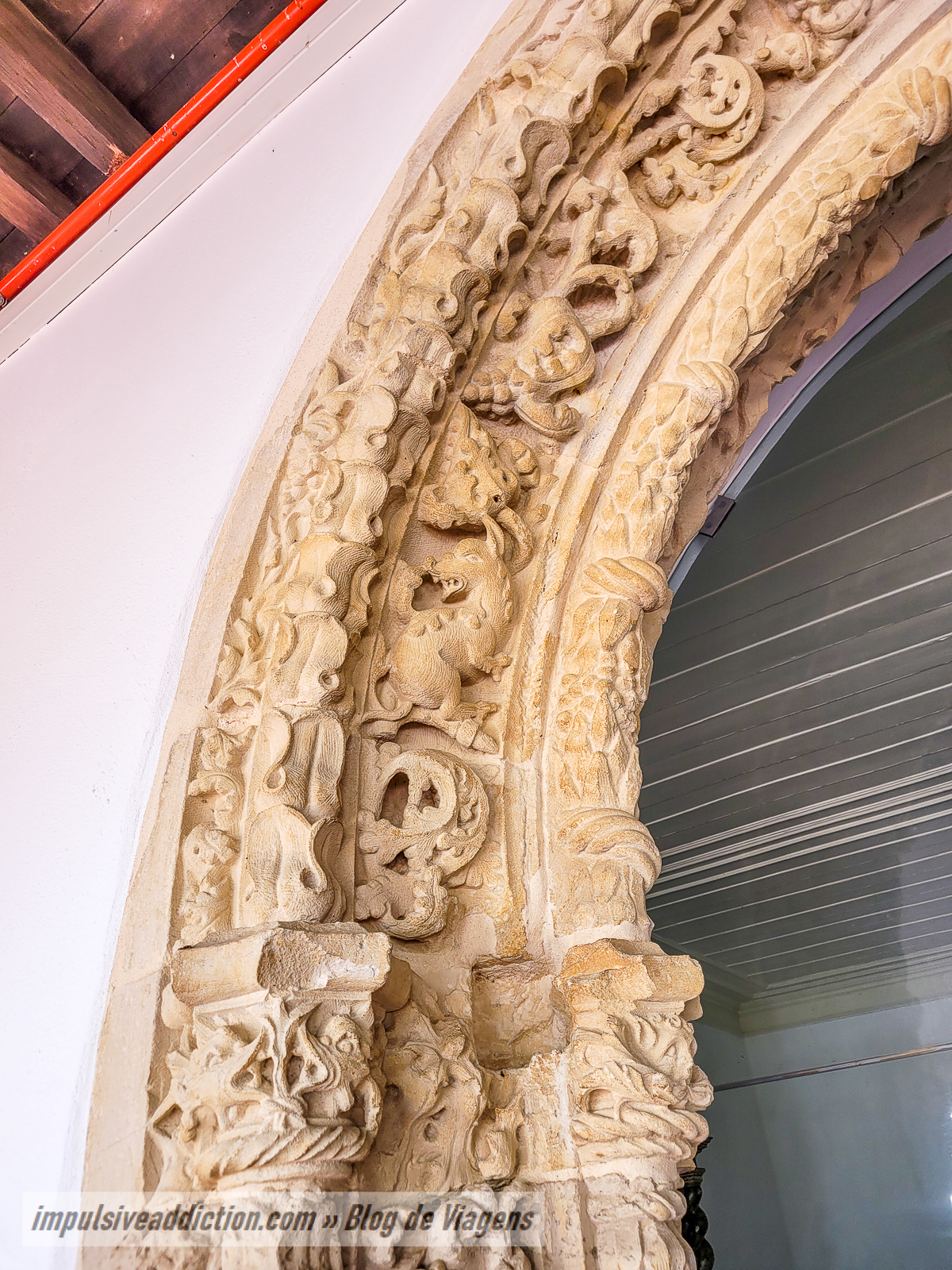 Pórtico Manuelino da Casa do Capítulo do Convento de São Francisco
