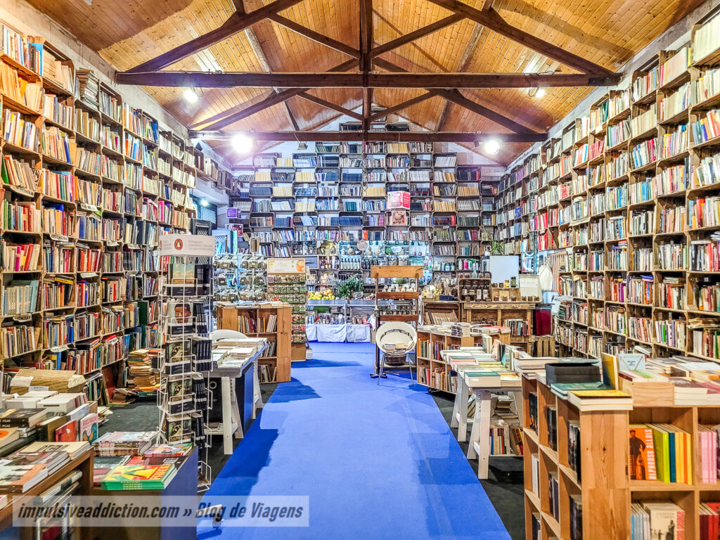 Livraria do Mercado ao visitar Óbidos