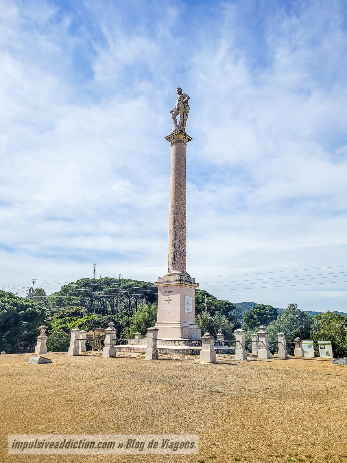 Miradouro de Alhandra / Monumento a Hércules