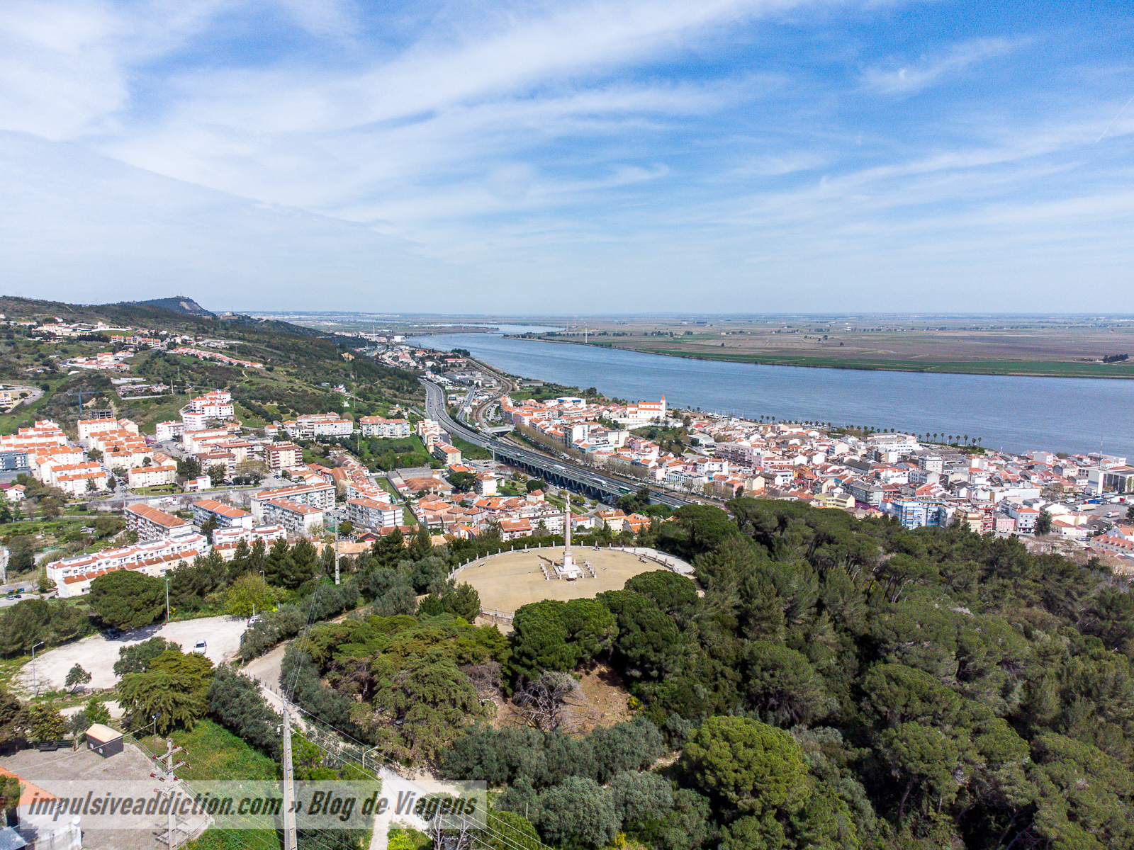 Miradouro de Alhandra / Monumento a Hércules