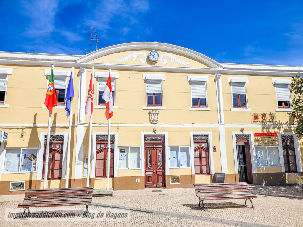 Praça 7 de Março em Alhandra