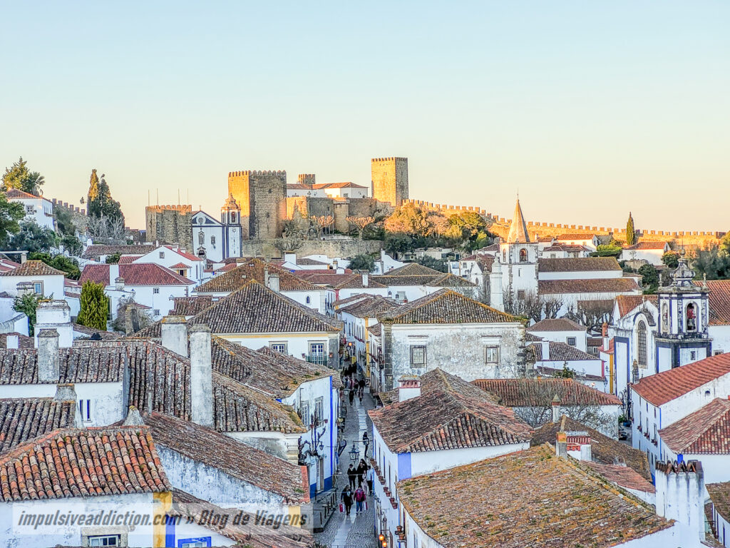 Rua Direita a partir das muralhas de Óbidos