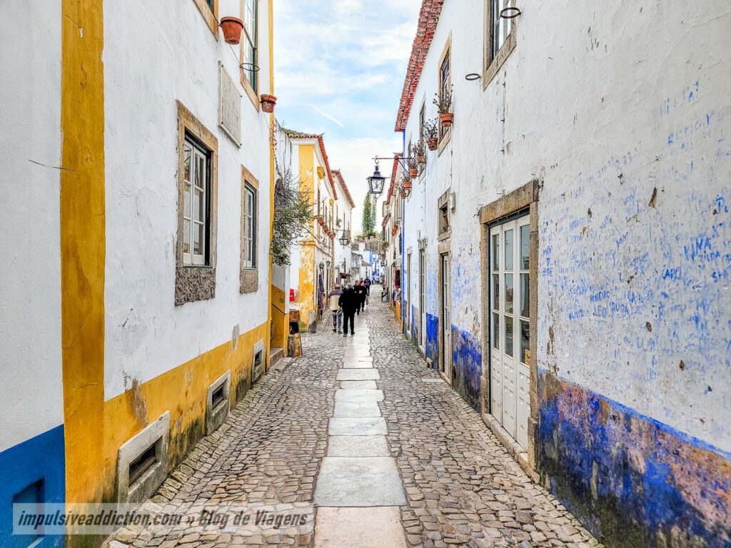 Rua Direita ao visitar Óbidos