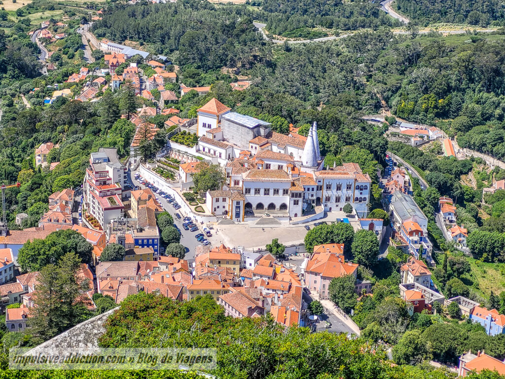 Palácio Nacional de Sintra visto do Castelo dos Mouros