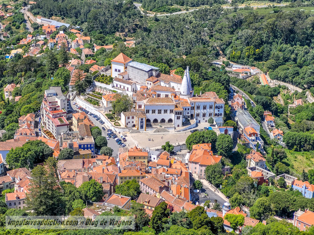 Palácio Nacional de Sintra visto do Castelo dos Mouros