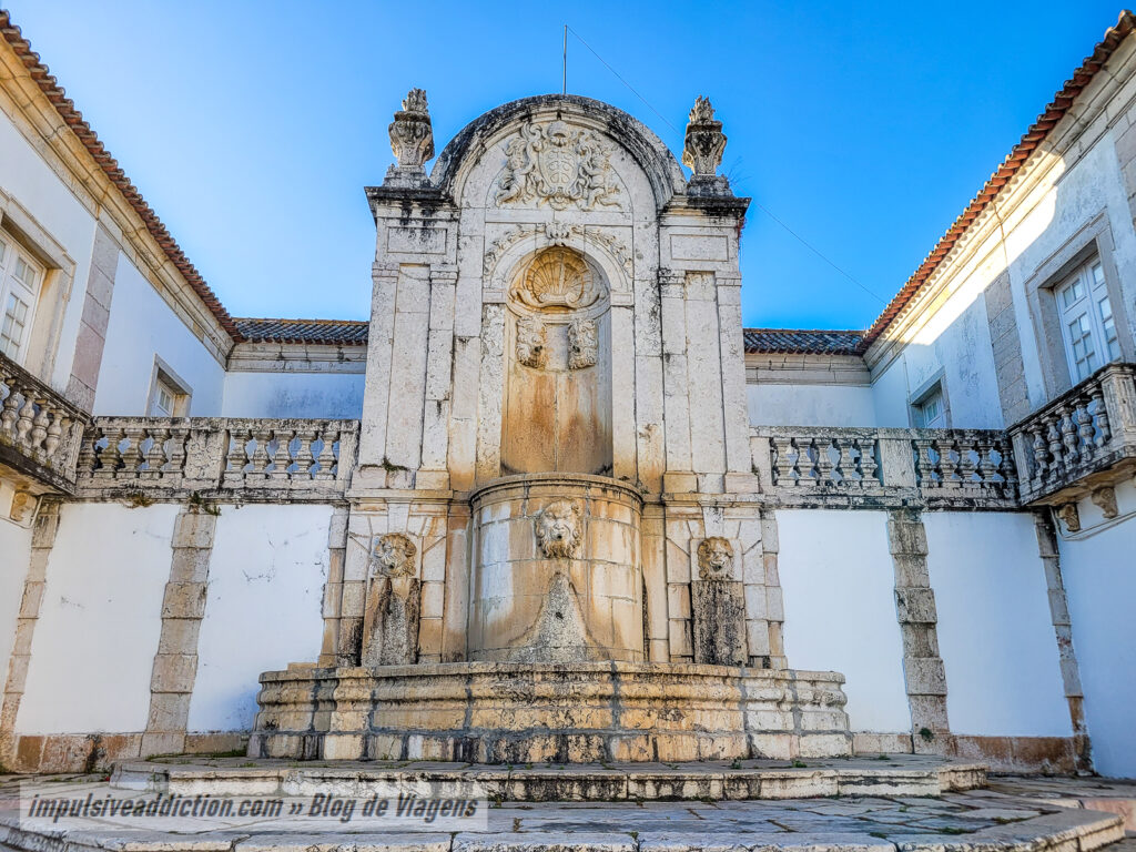 Chafariz Monumental de Santo Antão do Tojal
