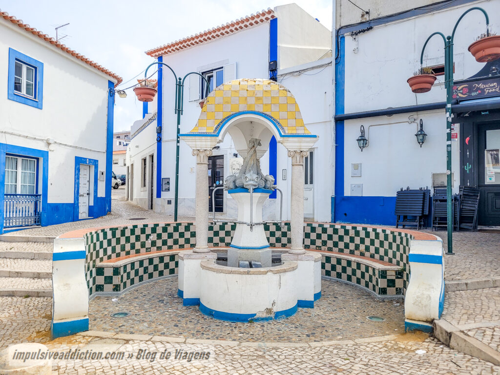 Fonte dos Golfinhos