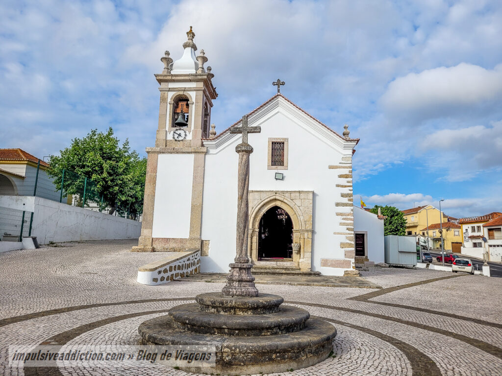Igreja de Cheleiros