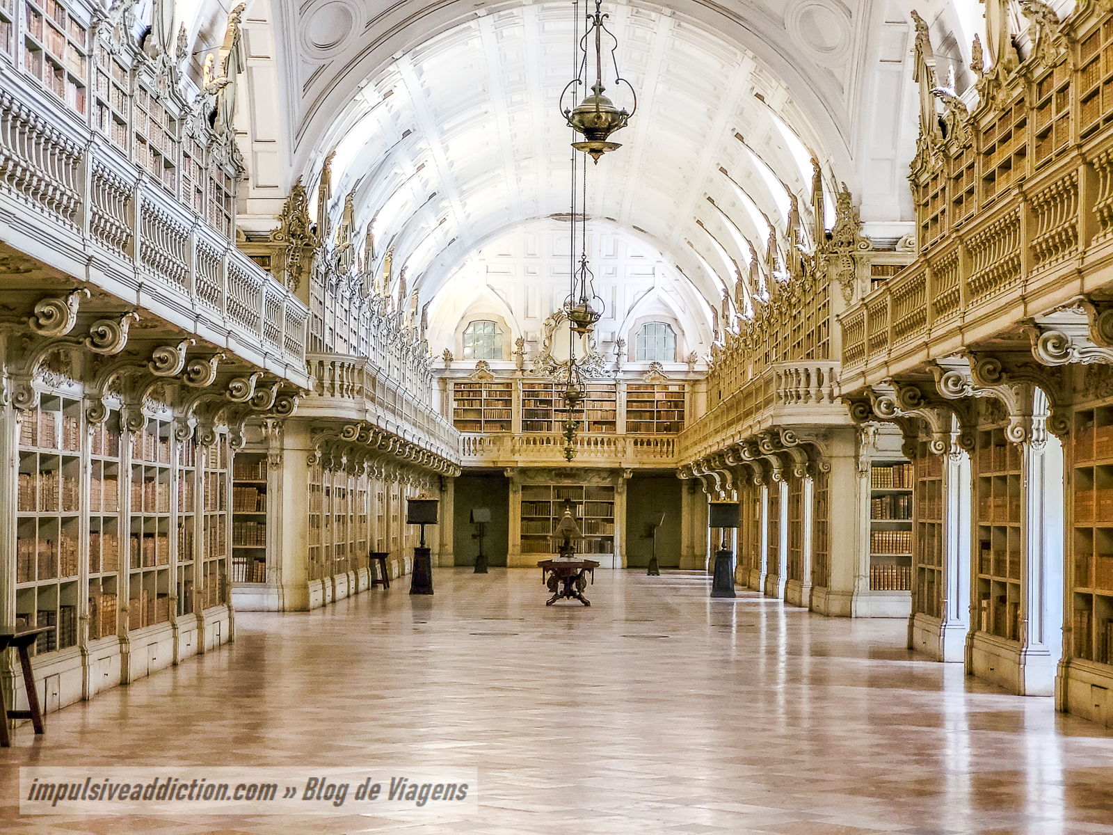 Palácio Nacional de Mafra (biblioteca)