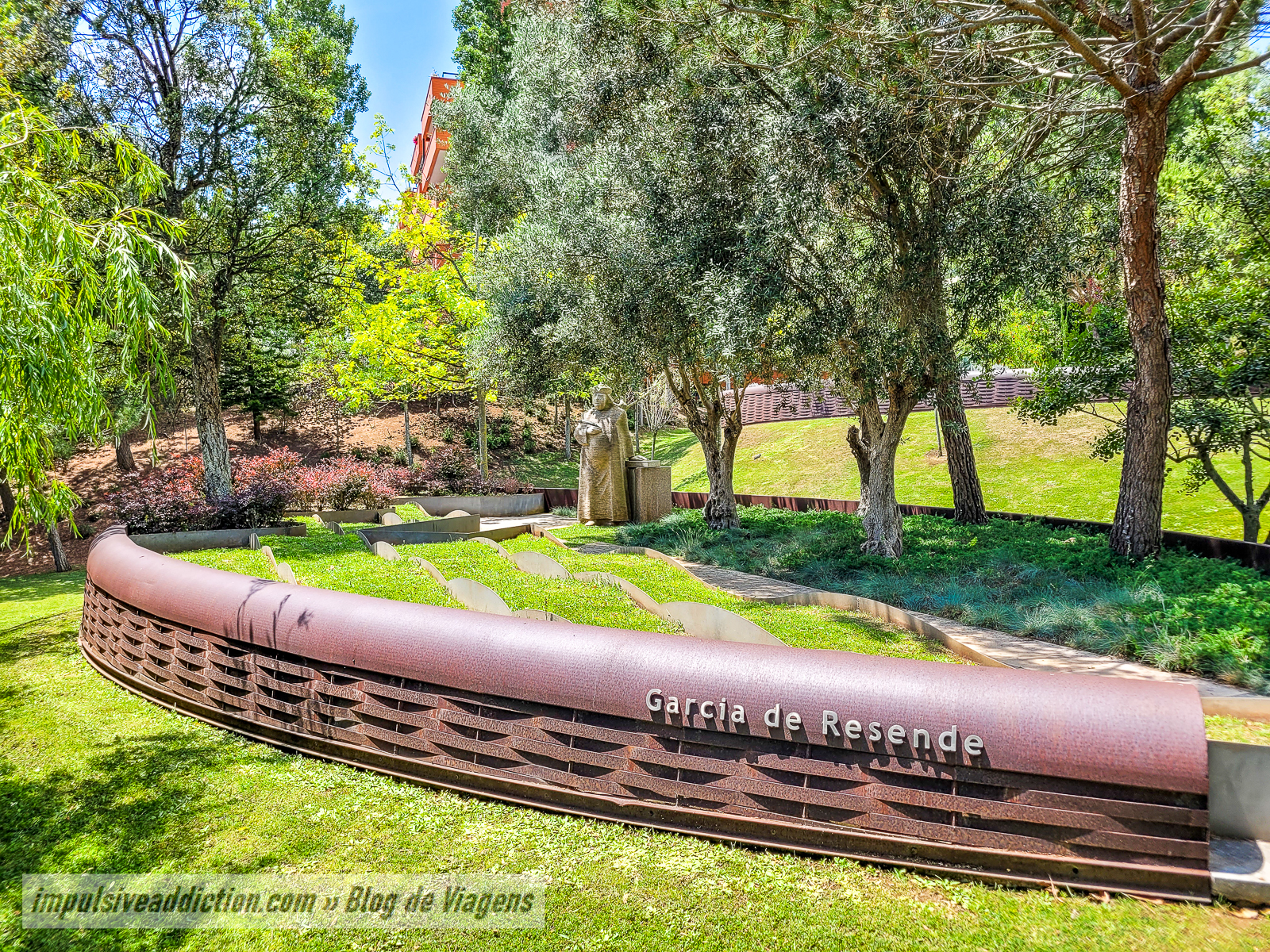 Parque dos Poetas ao visitar Oeiras