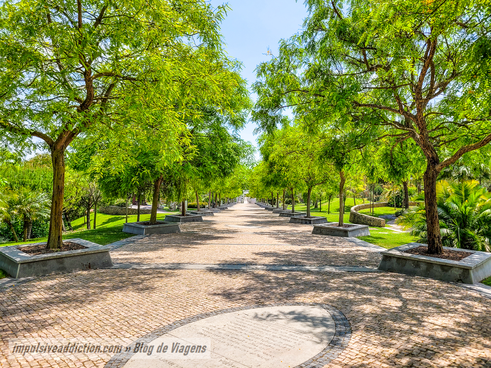 Parque dos Poetas ao visitar Oeiras