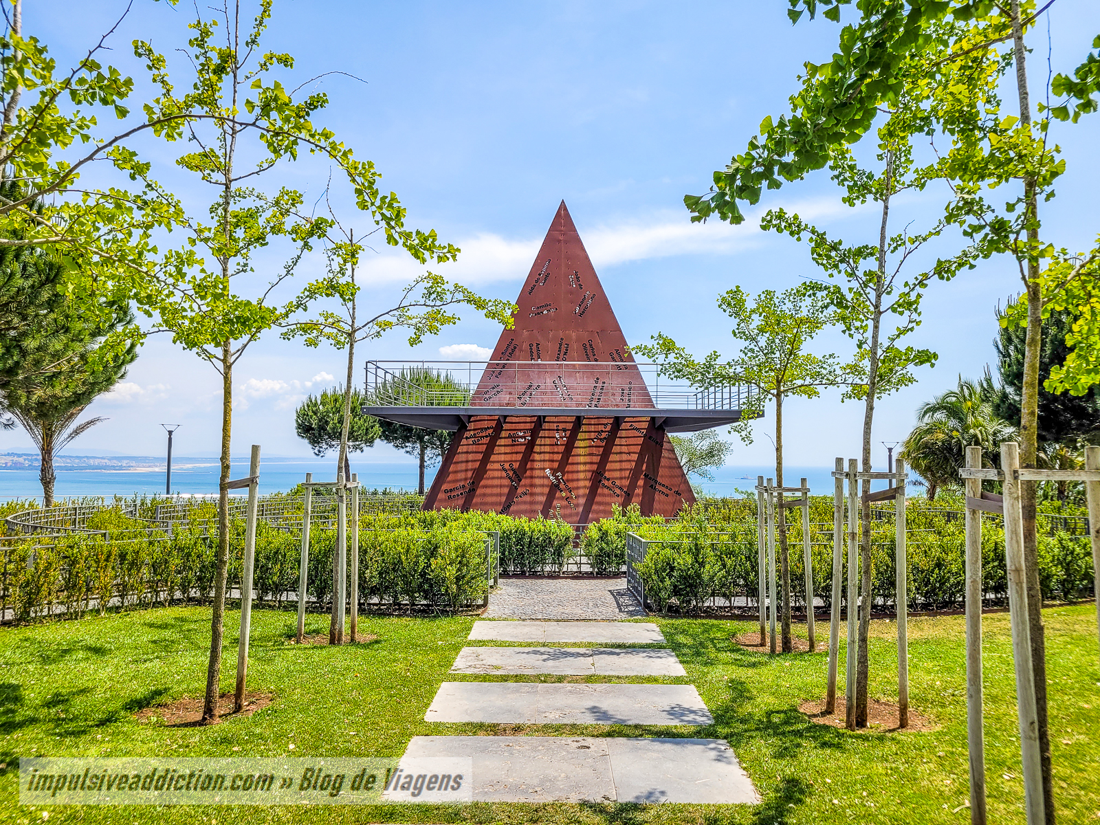 Parque dos Poetas ao visitar Oeiras