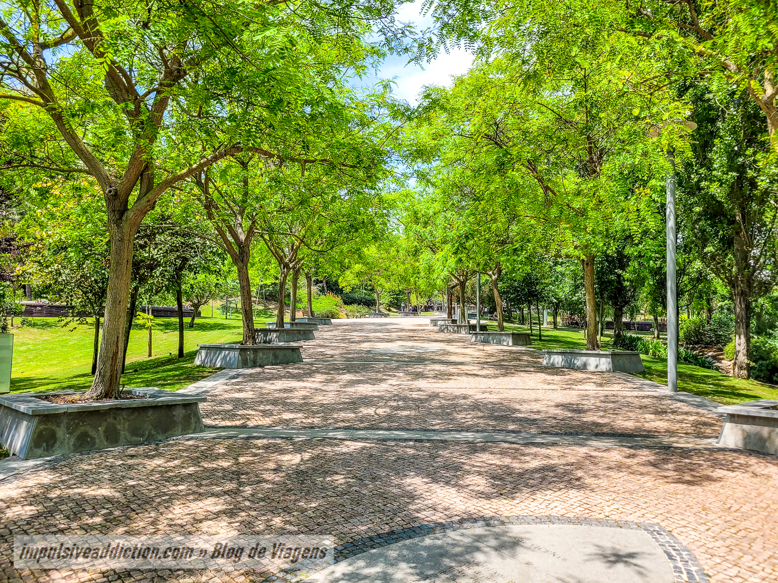 Parque dos Poetas ao visitar Oeiras