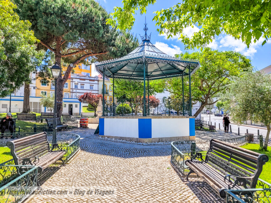 Praça Tomaz José Machado em Bucelas