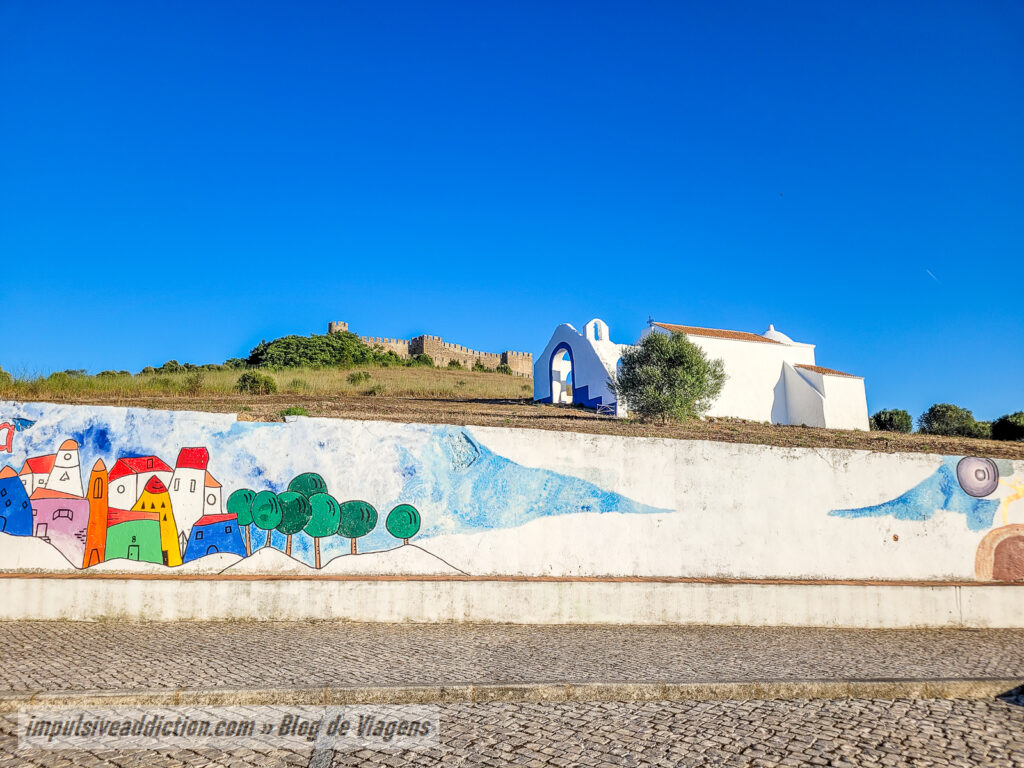 Capela de São Pedro, por cima do muro