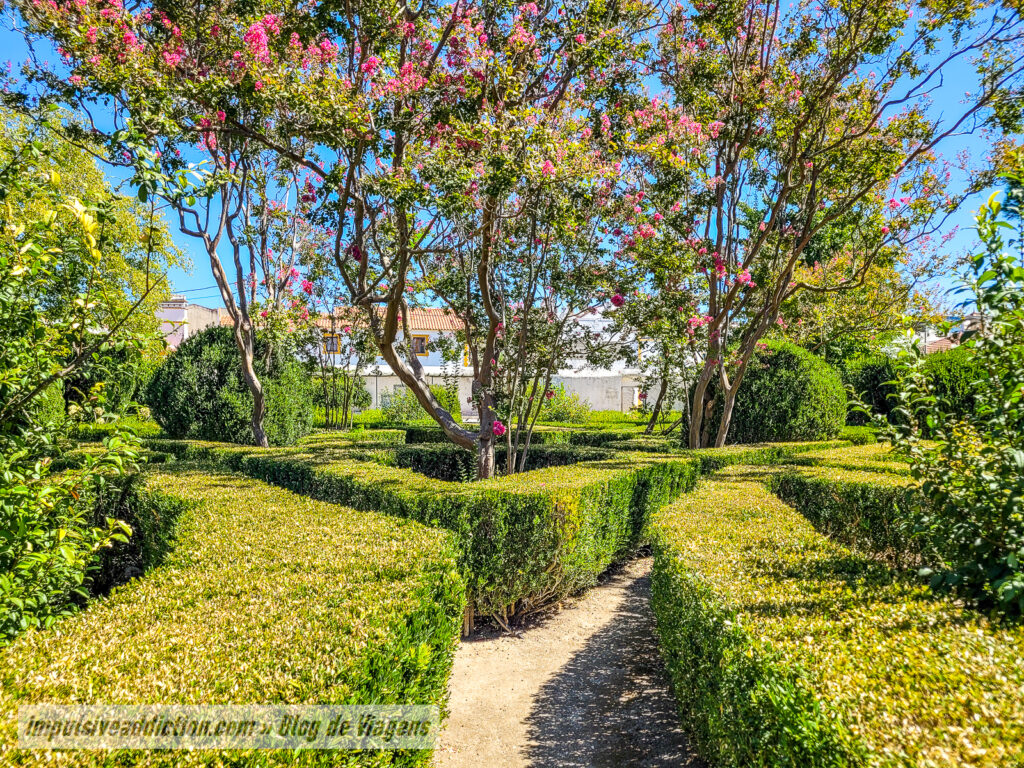 Jardim do Álamo
