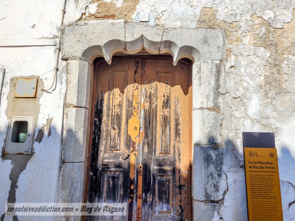 Portal Manuelino no Torrão