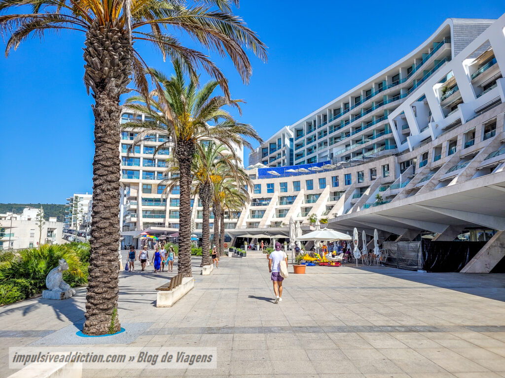 Praça da Califórnia em Sesimbra