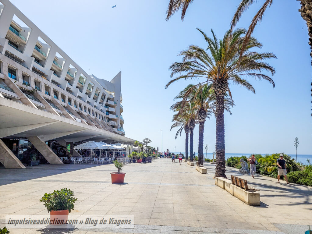 Praça da Califórnia em Sesimbra