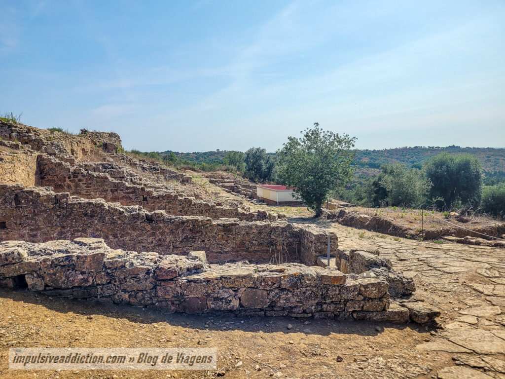Ruinas de Miróbriga ao visitar Santiago do Cacém