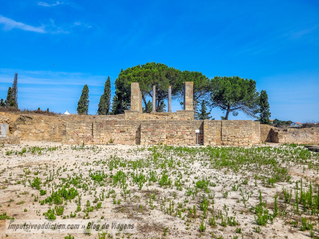 Ruinas de Miróbriga ao visitar Santiago do Cacém