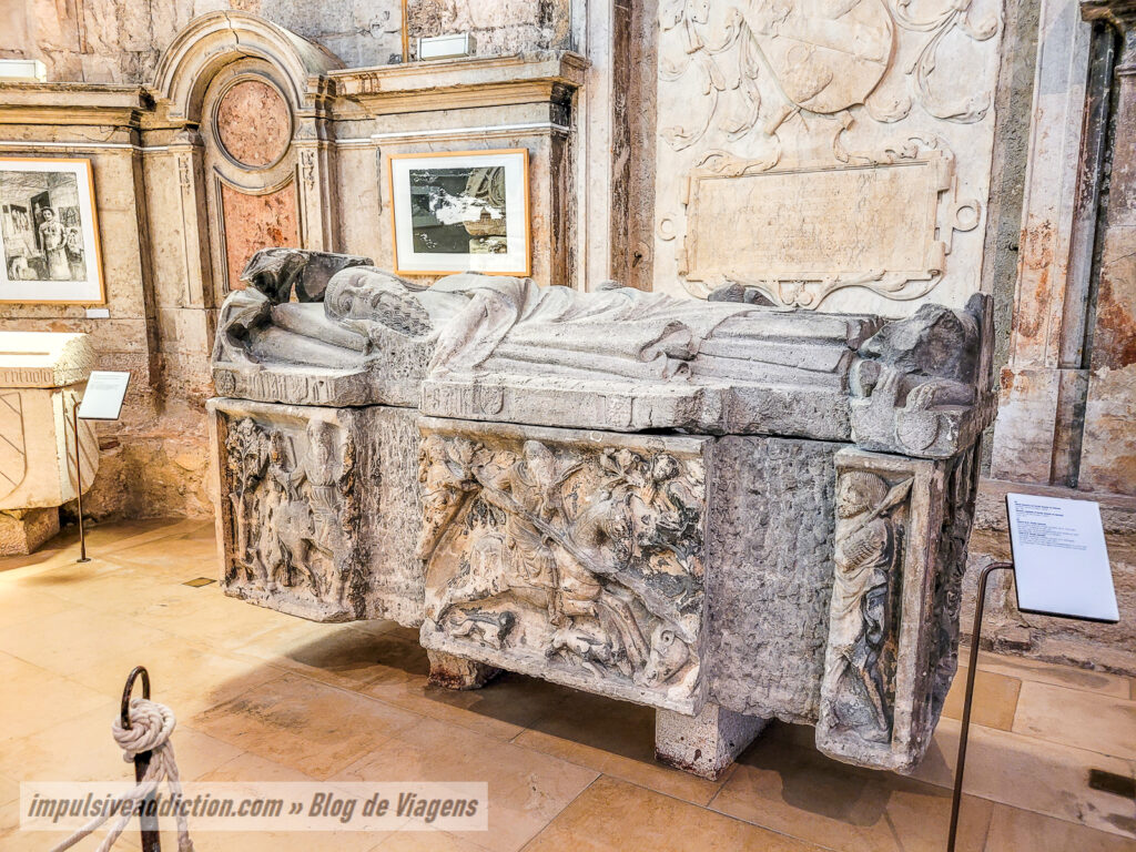 Museu Arqueológico do Carmo