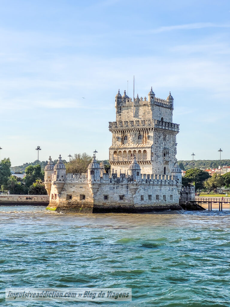 Passeio de Barco no Rio Tejo, ao visitar Lisboa