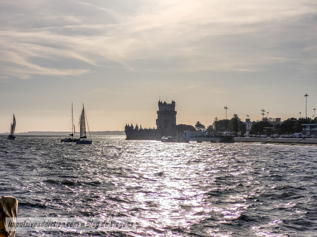 Passeio de Barco no Rio Tejo, ao visitar Lisboa