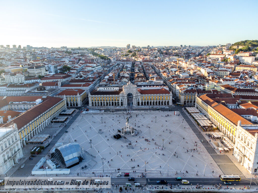 Praça do Comércio ao visitar Lisboa