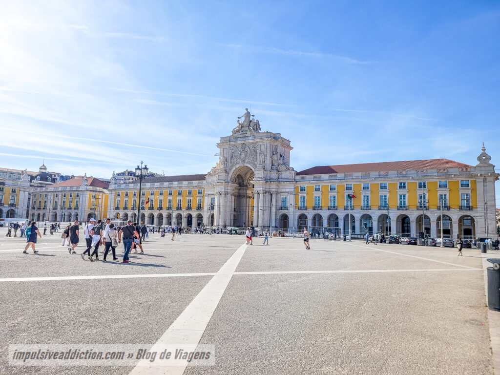 Praça do Comércio ao visitar Lisboa