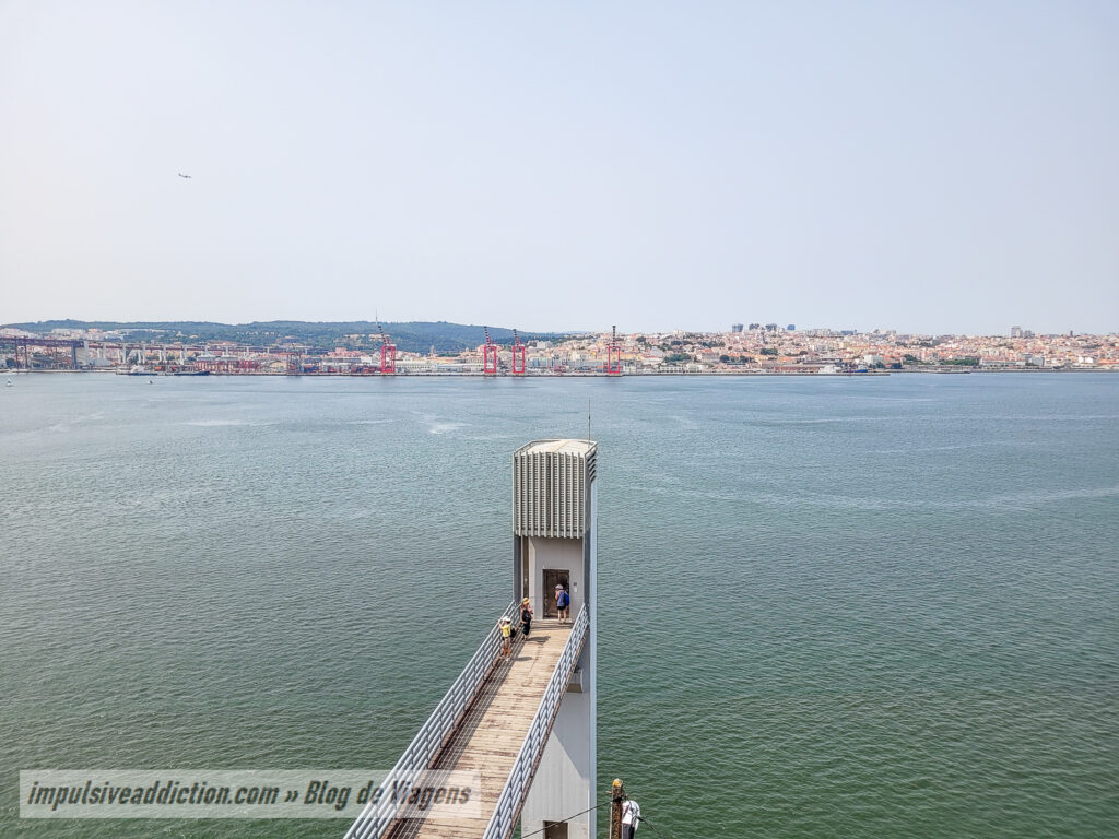 Casa da Cerca ao visitar Almada