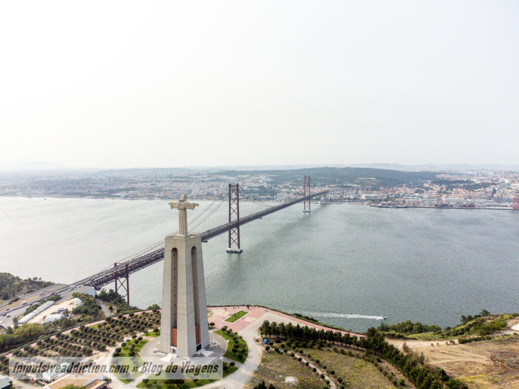 Santuário do Cristo Rei ao visitar Almada