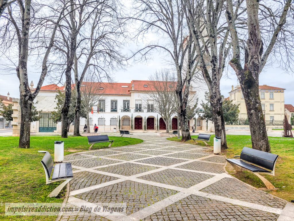 Praça 8 de Maio de Alcanena